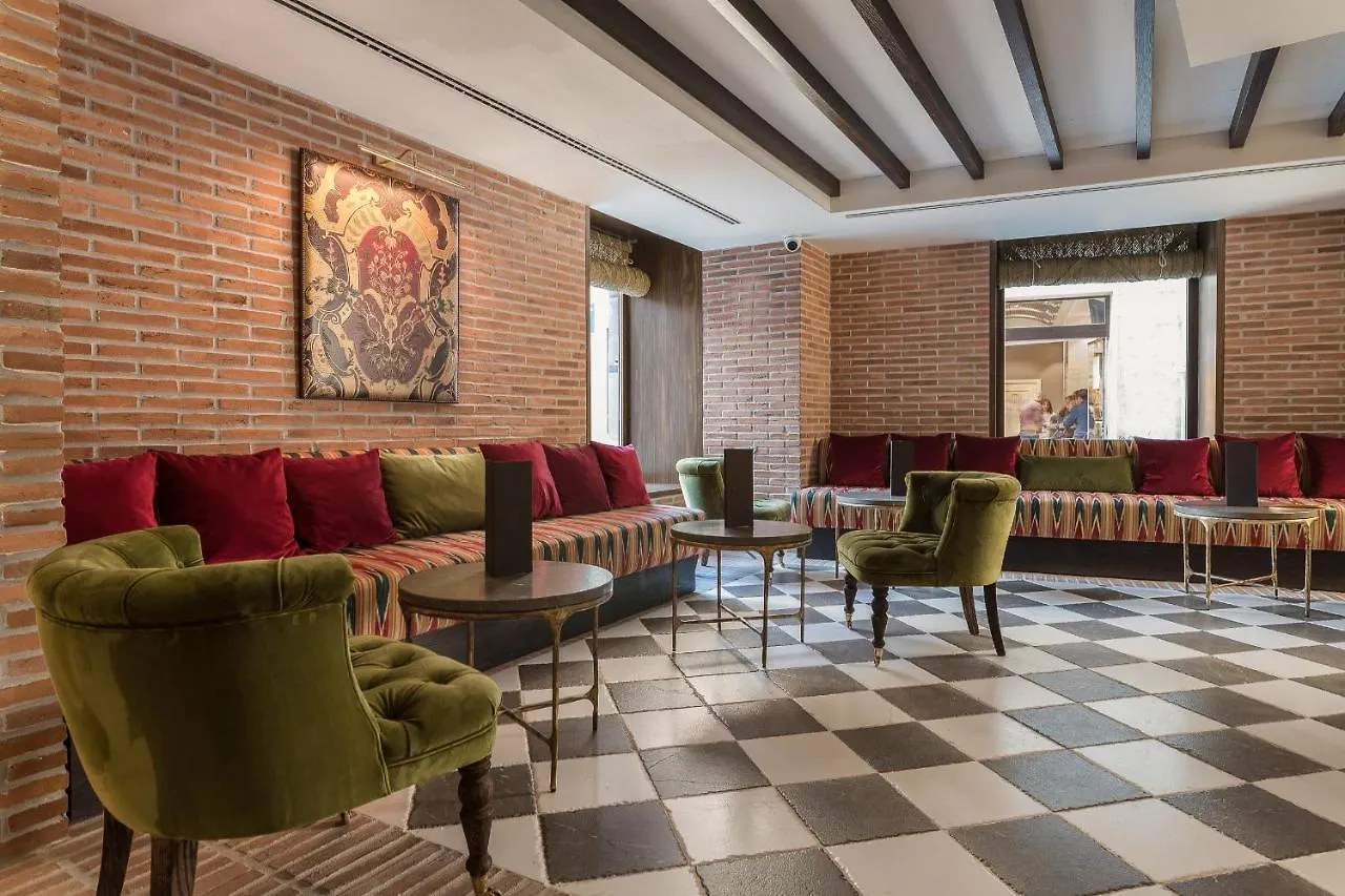 מאלגה Palacio Solecio, A Small Luxury Hotel Of The World