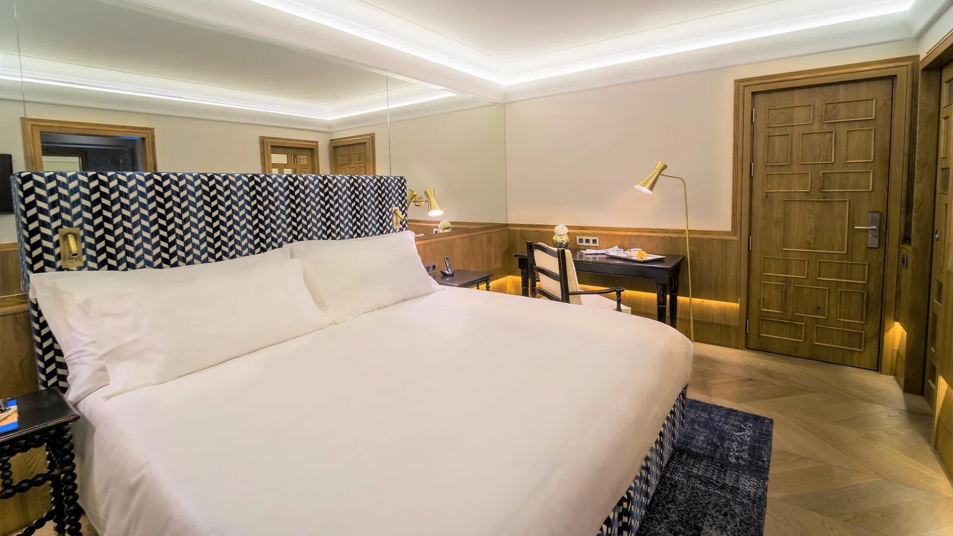 Palacio Solecio, A Small Luxury Hotel Of The World Малага
